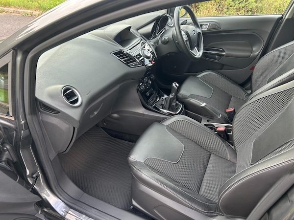 Used Ford Fiesta 2016 for sale - 76243256: Photo 31