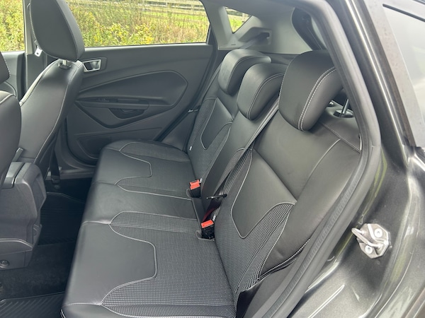 Used Ford Fiesta 2016 for sale - 76243256: Photo 37