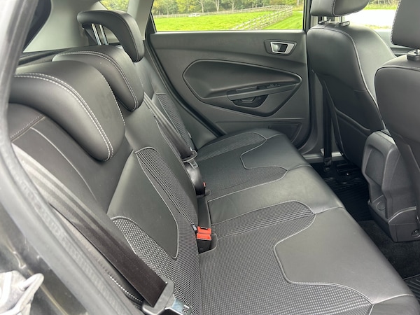 Used Ford Fiesta 2016 for sale - 76243256: Photo 40