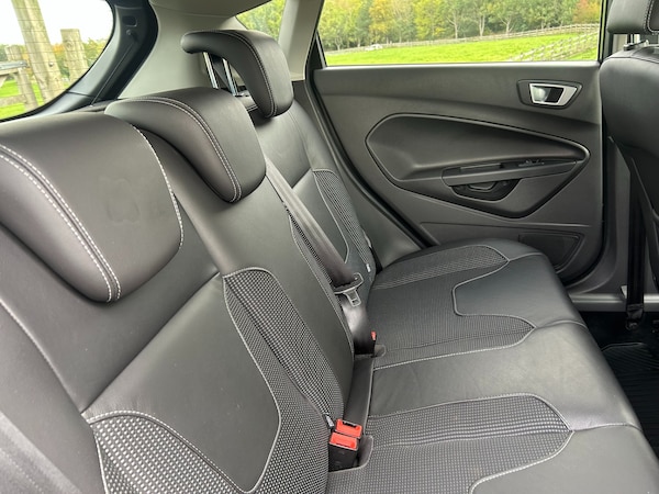 Used Ford Fiesta 2016 for sale - 76243256: Photo 41
