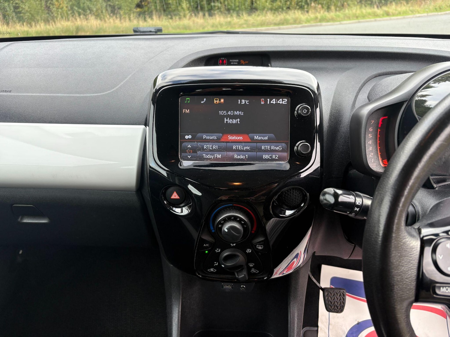 Used Toyota AYGO 2015 for sale - 76976012: Photo 22