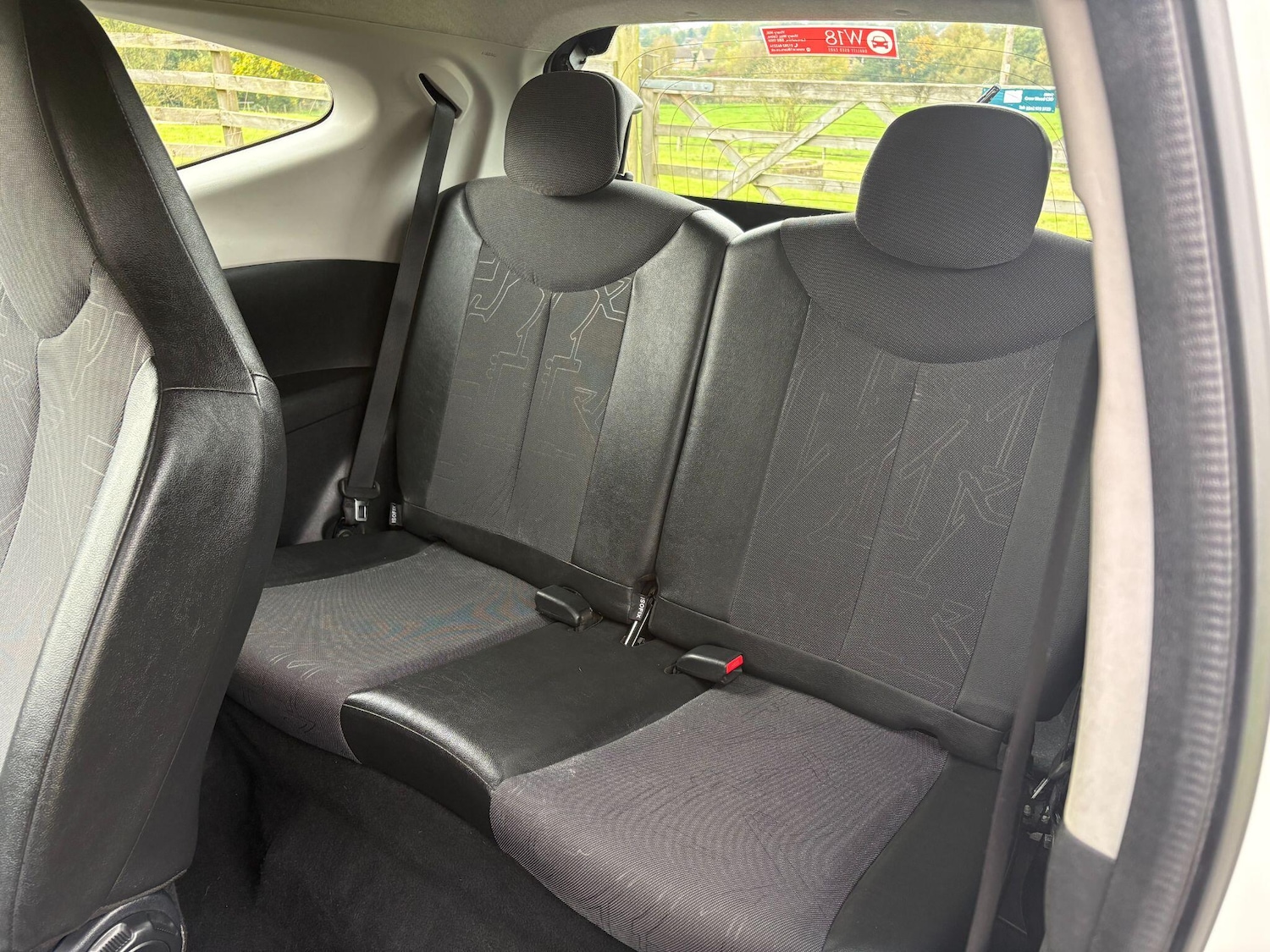 Used Toyota AYGO 2015 for sale - 76976012: Photo 29