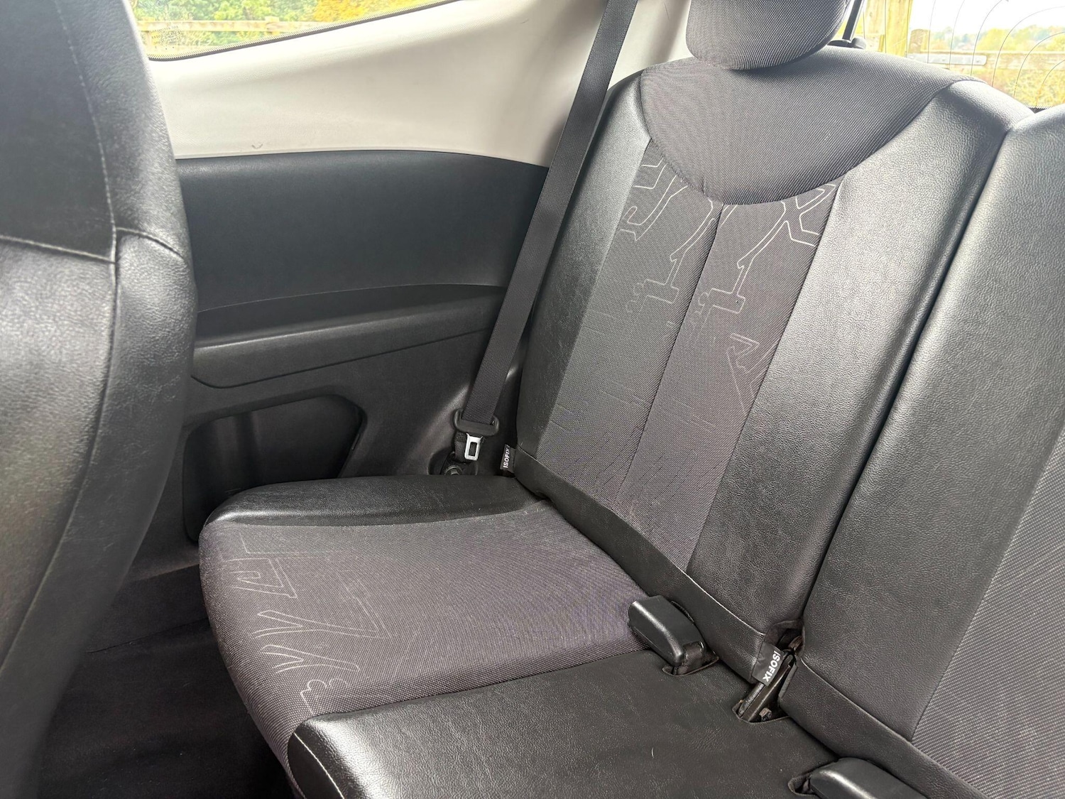 Used Toyota AYGO 2015 for sale - 76976012: Photo 30