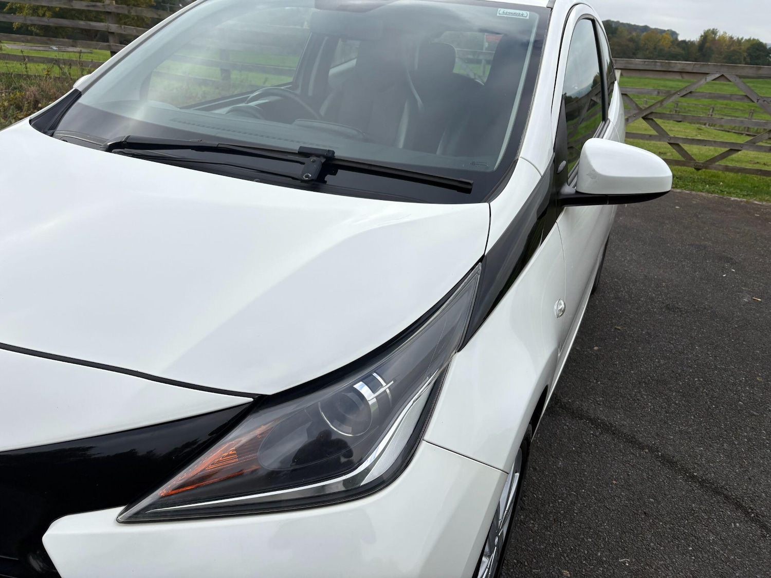 Used Toyota AYGO 2015 for sale - 76976012: Photo 5