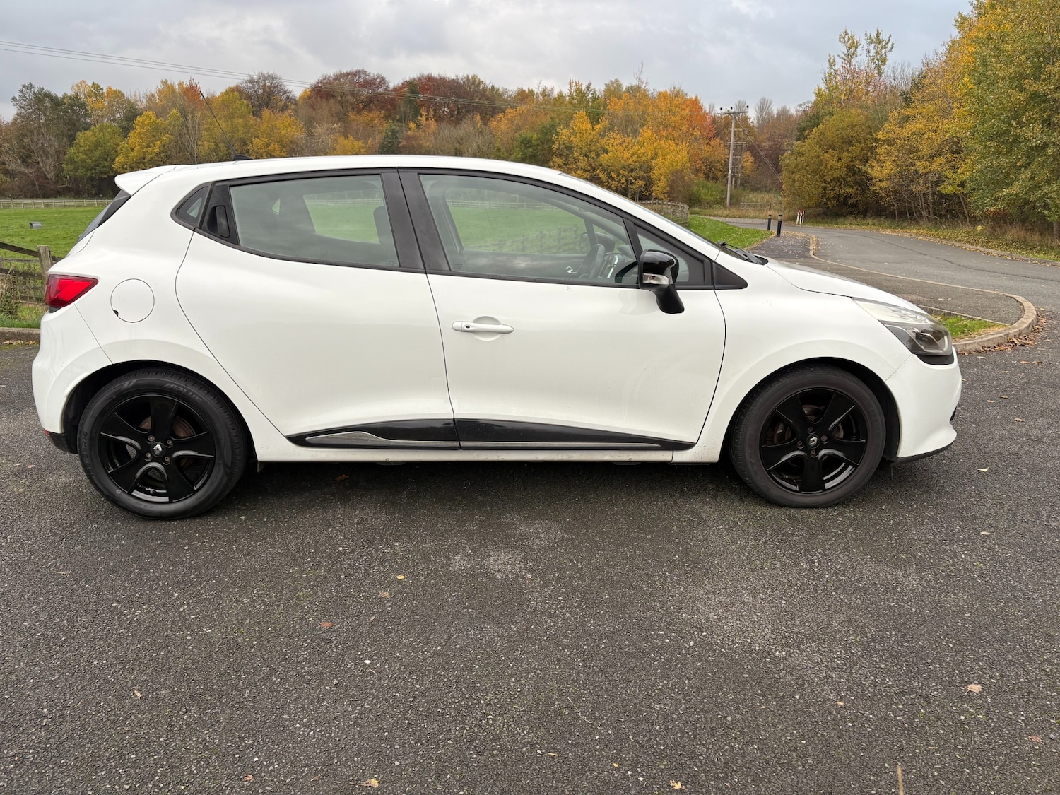 Used Renault Clio 2014 for sale - 76505288: Photo 12