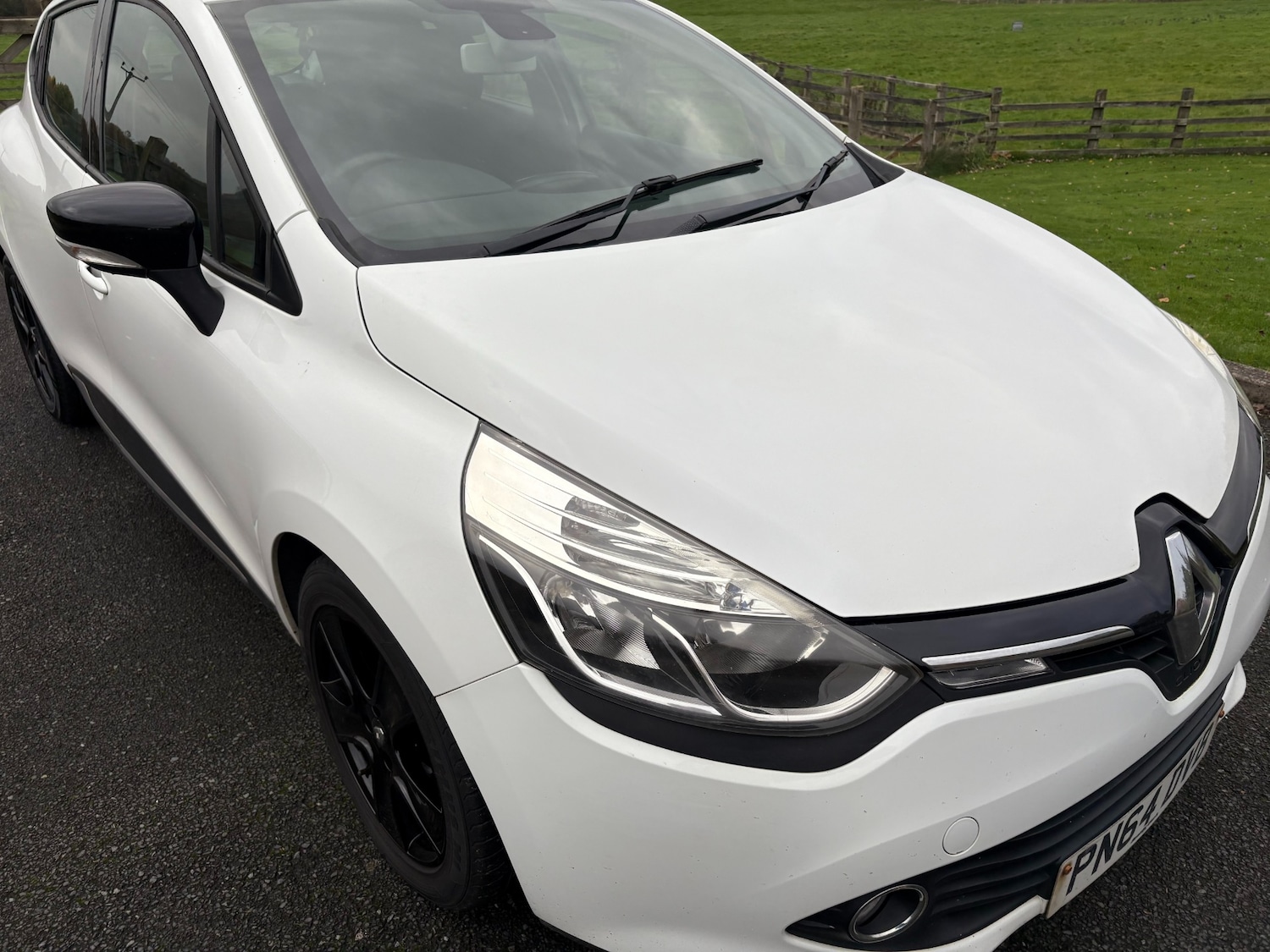 Used Renault Clio 2014 for sale - 76505288: Photo 4