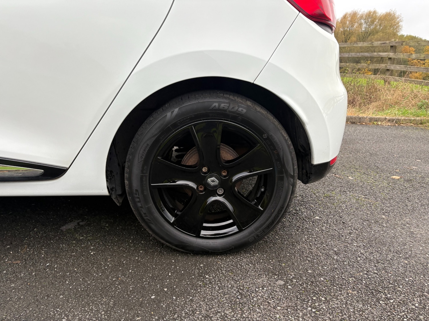 Used Renault Clio 2014 for sale - 76505288: Photo 9