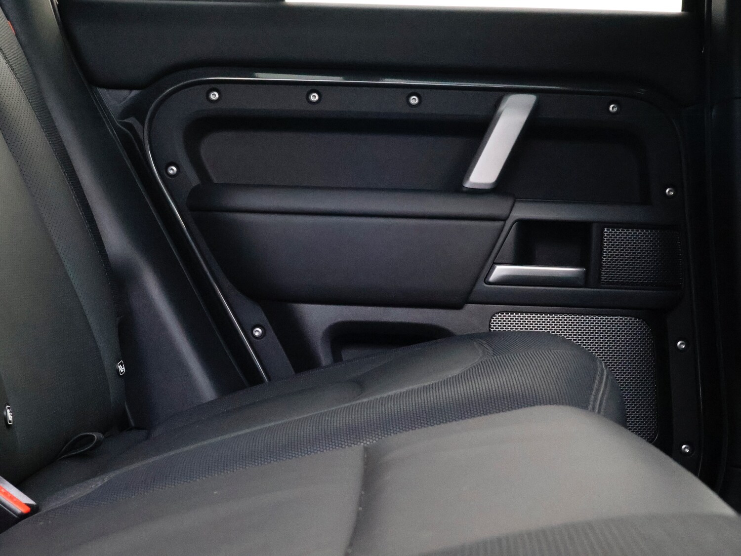 Used Land Rover Defender 2024 for sale - 76625636: Photo 35