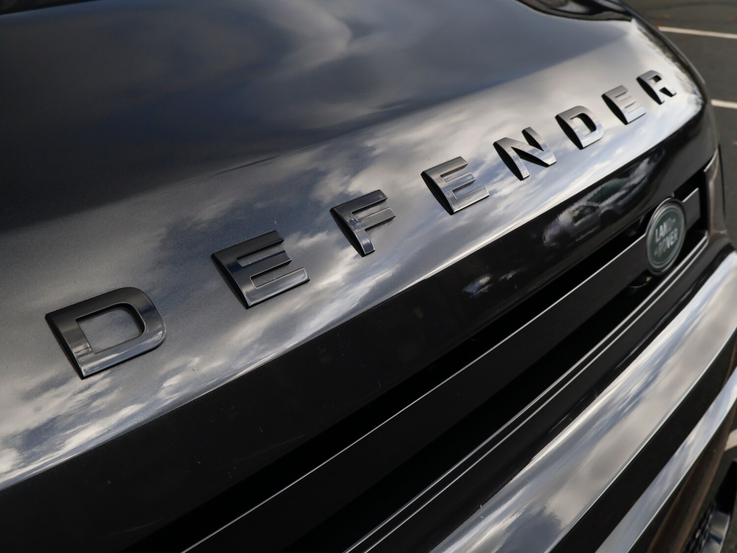 Used Land Rover Defender 2024 for sale - 76625636: Photo 51