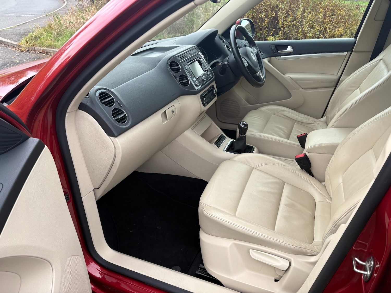 Used Volkswagen Tiguan 2014 for sale - 76319488: Photo 26