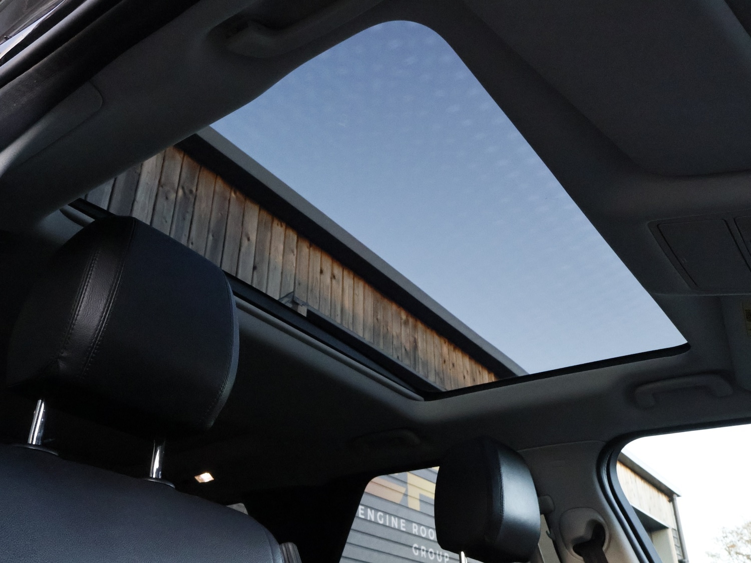 Used Land Rover Discovery 2020 for sale - 76637210: Photo 15