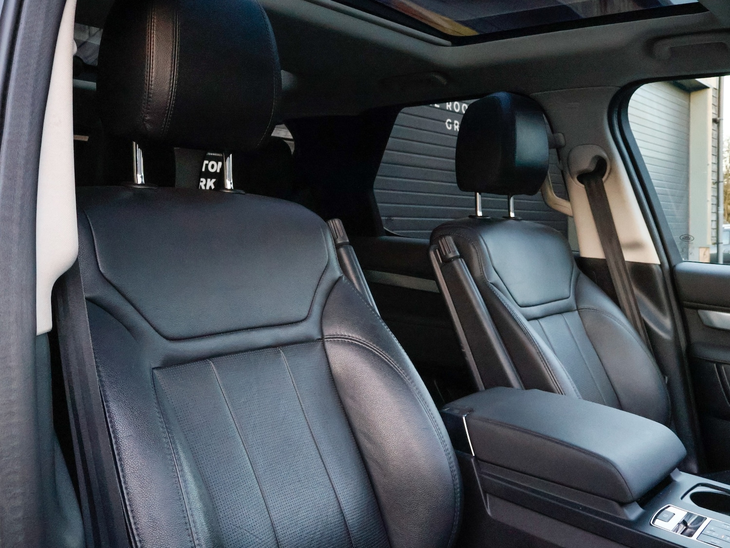 Used Land Rover Discovery 2020 for sale - 76637210: Photo 27