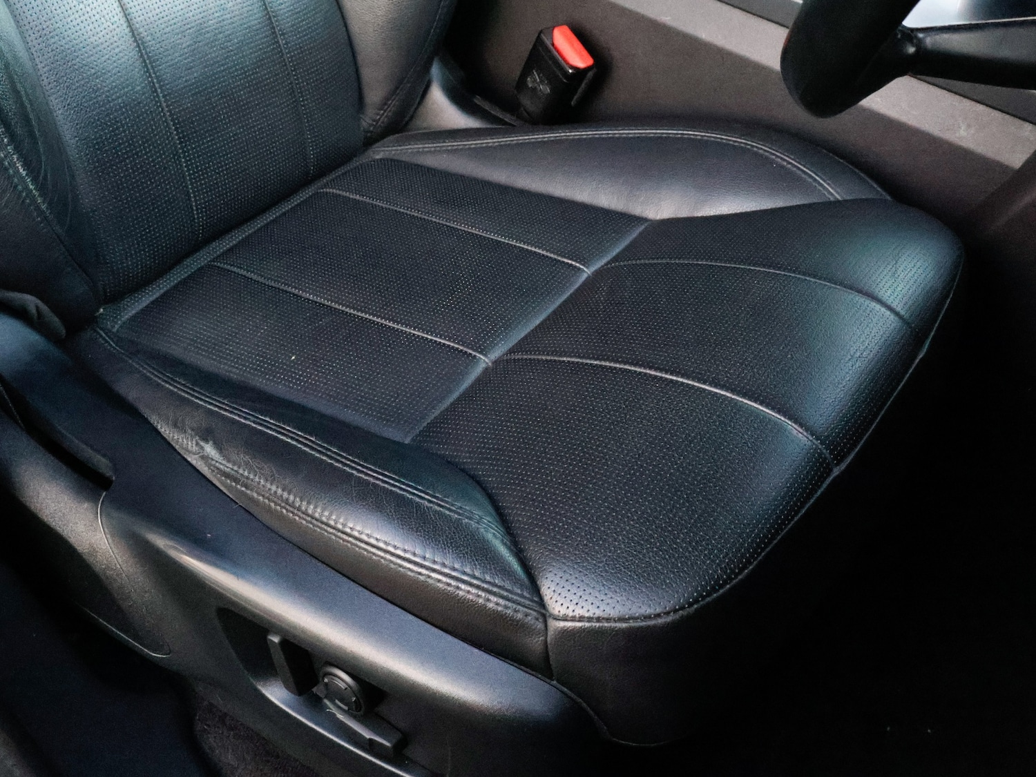 Used Land Rover Discovery 2020 for sale - 76637210: Photo 28