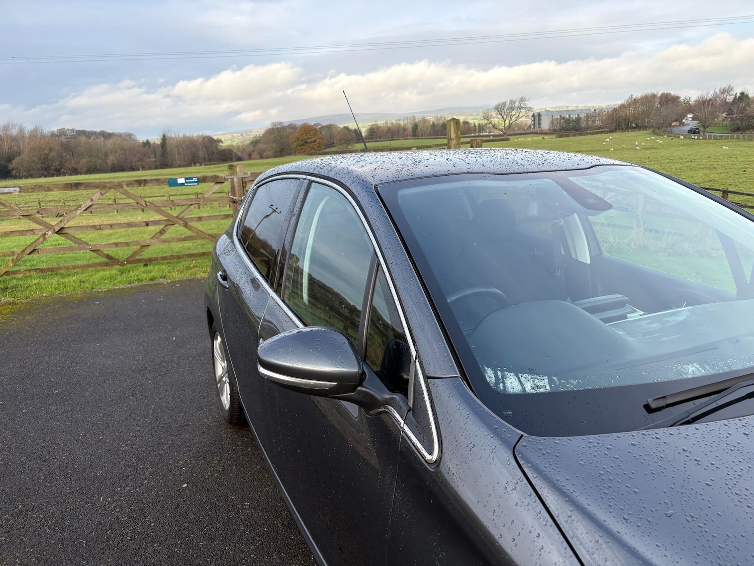 Used Peugeot 208 2014 for sale - 76976282: Photo 12