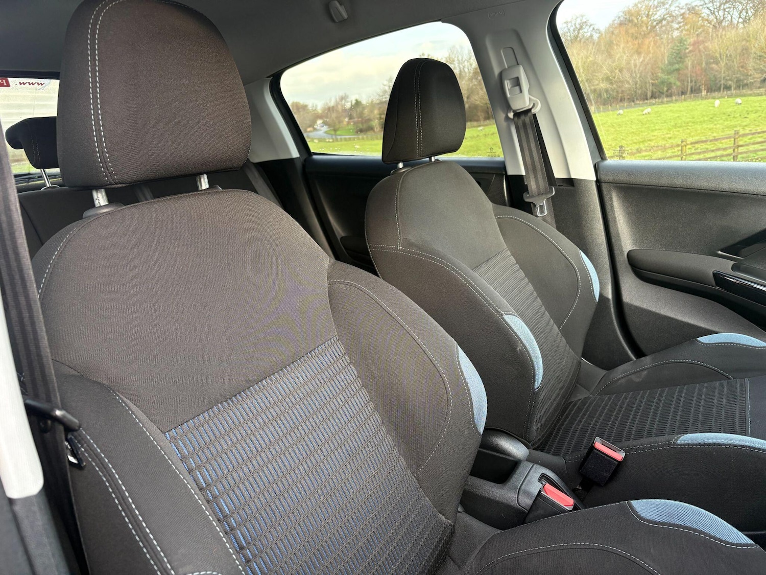 Used Peugeot 208 2014 for sale - 76976282: Photo 18