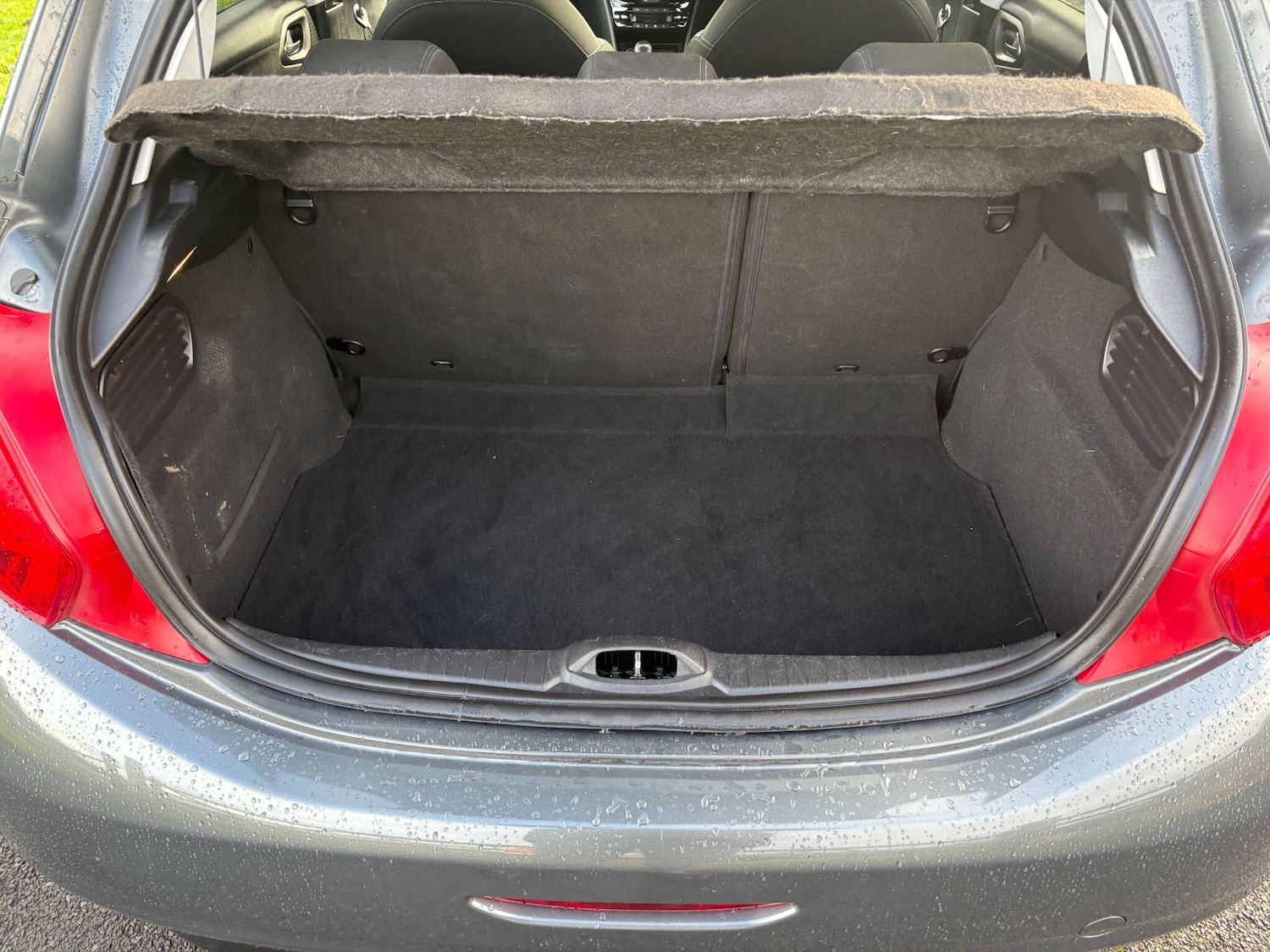 Used Peugeot 208 2014 for sale - 76976282: Photo 36