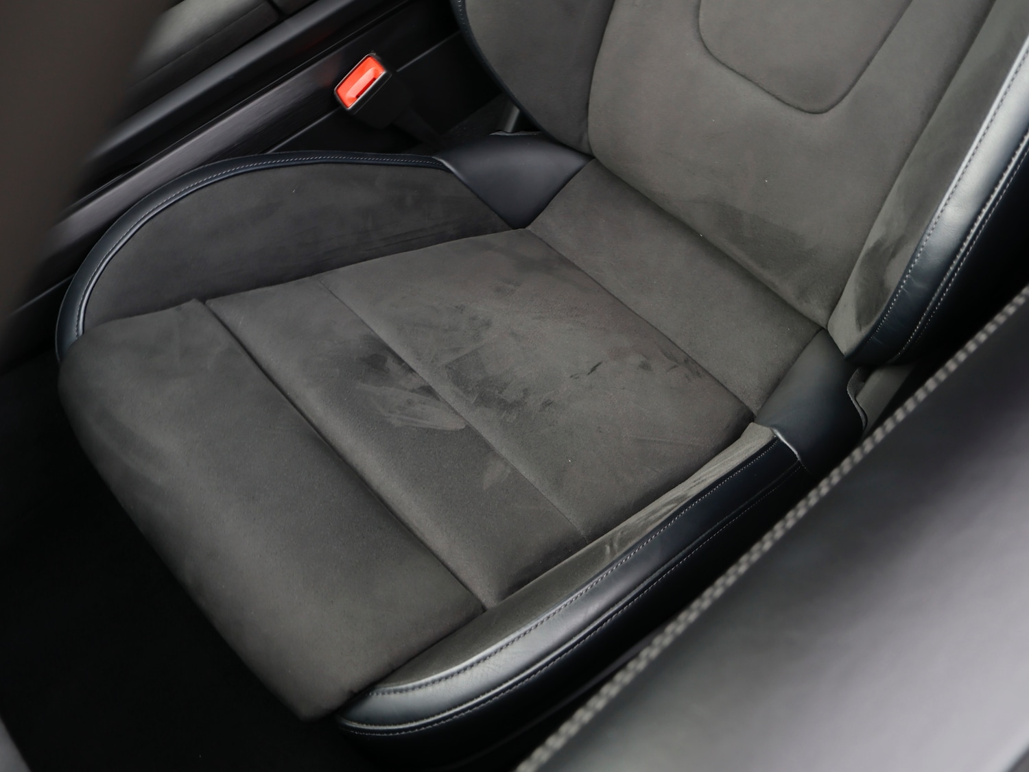 Used Porsche Taycan 2023 for sale - 76413890: Photo 18