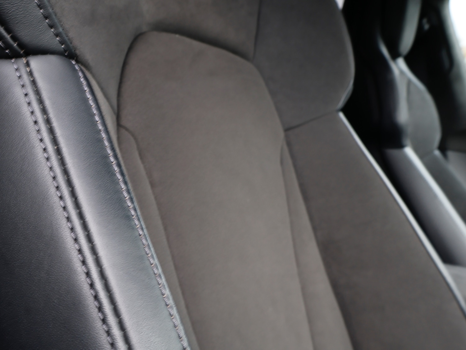 Used Porsche Taycan 2023 for sale - 76413890: Photo 19