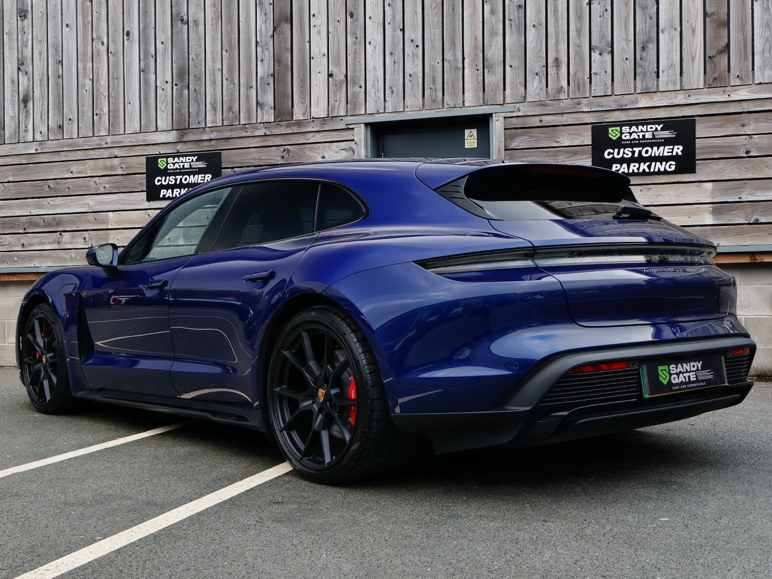 Used Porsche Taycan 2023 for sale - 76413890: Photo 3