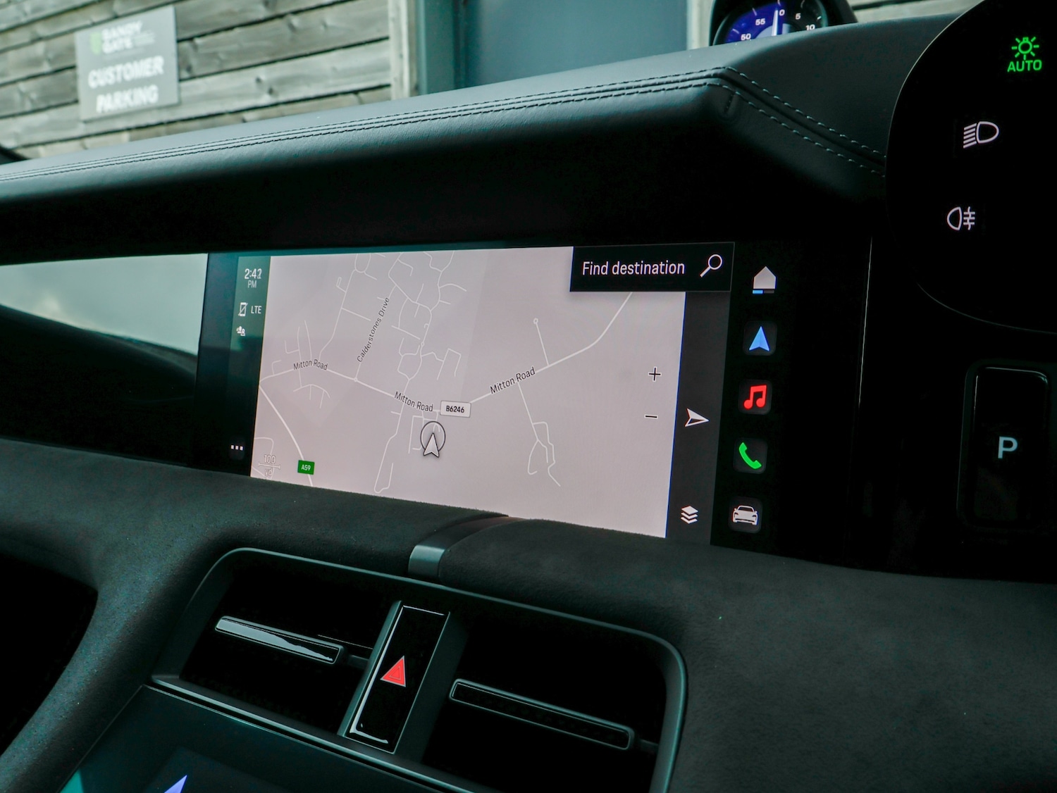 Used Porsche Taycan 2023 for sale - 76413890: Photo 31