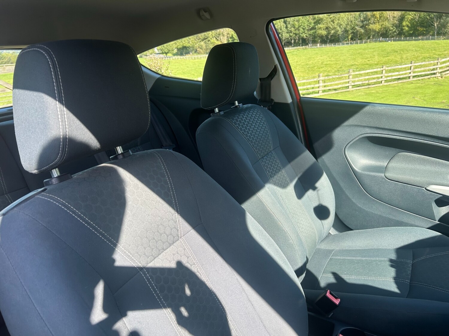 Used Ford Fiesta 2012 for sale - 76046442: Photo 21