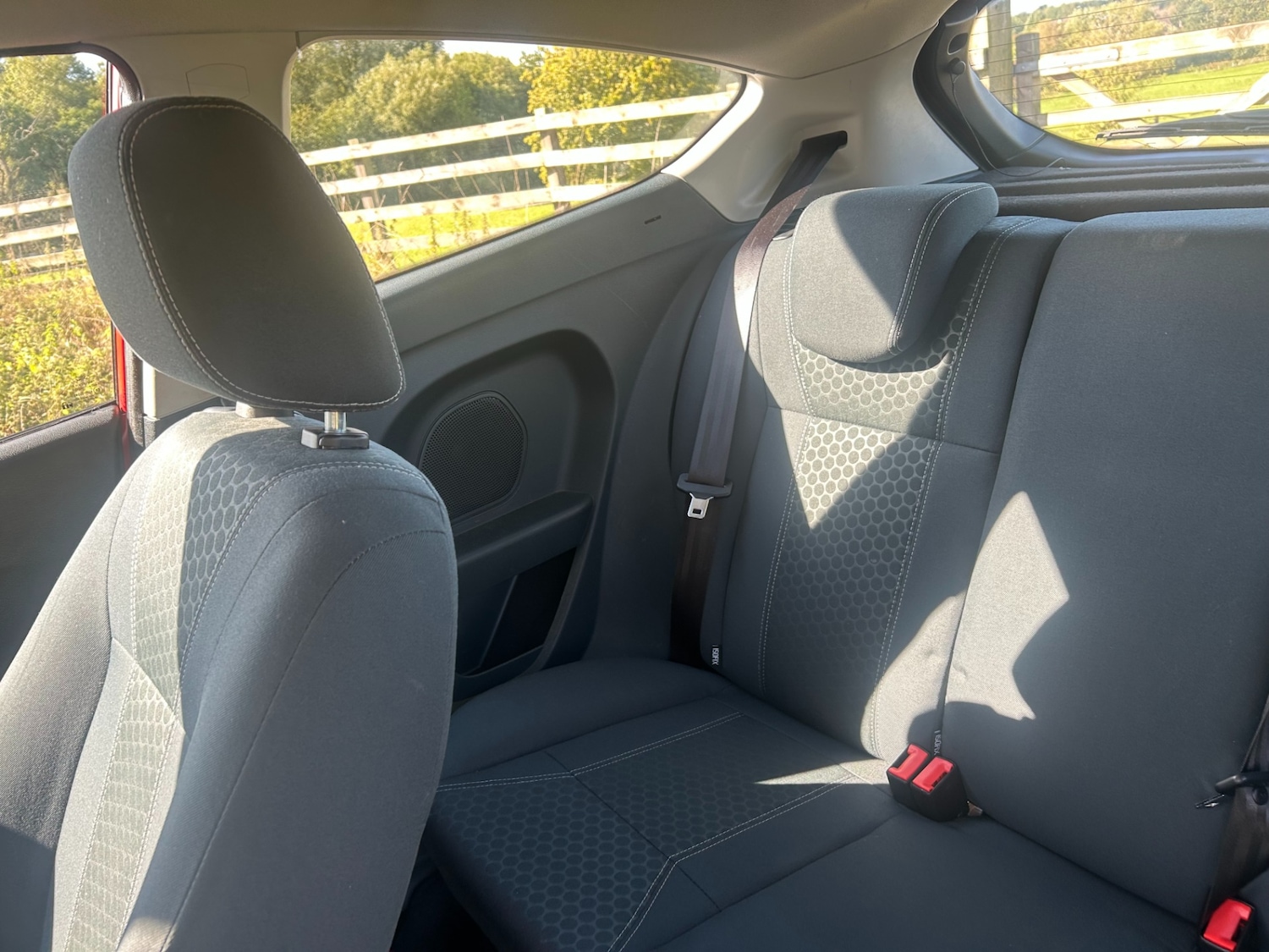 Used Ford Fiesta 2012 for sale - 76046442: Photo 31