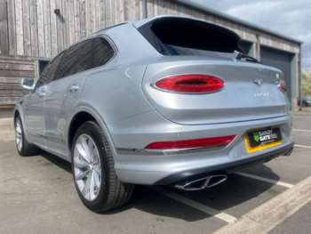 Used Bentley Bentayga 2021 for sale - 74540011: Photo