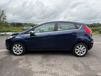 Used Ford Fiesta 2011 for sale - 74891753: Photo