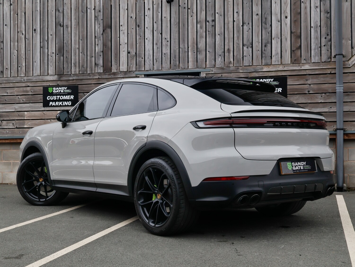 Used Porsche Cayenne 2023 for sale - 75791715: Photo 3
