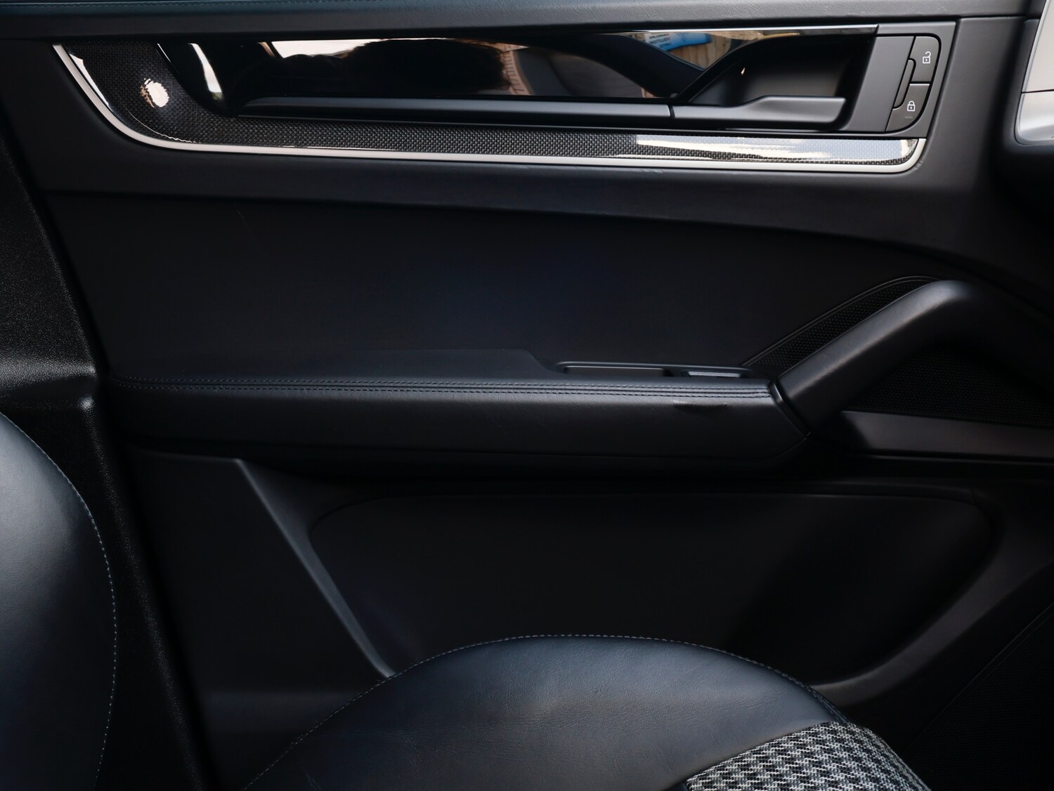 Used Porsche Cayenne 2023 for sale - 75791715: Photo 34