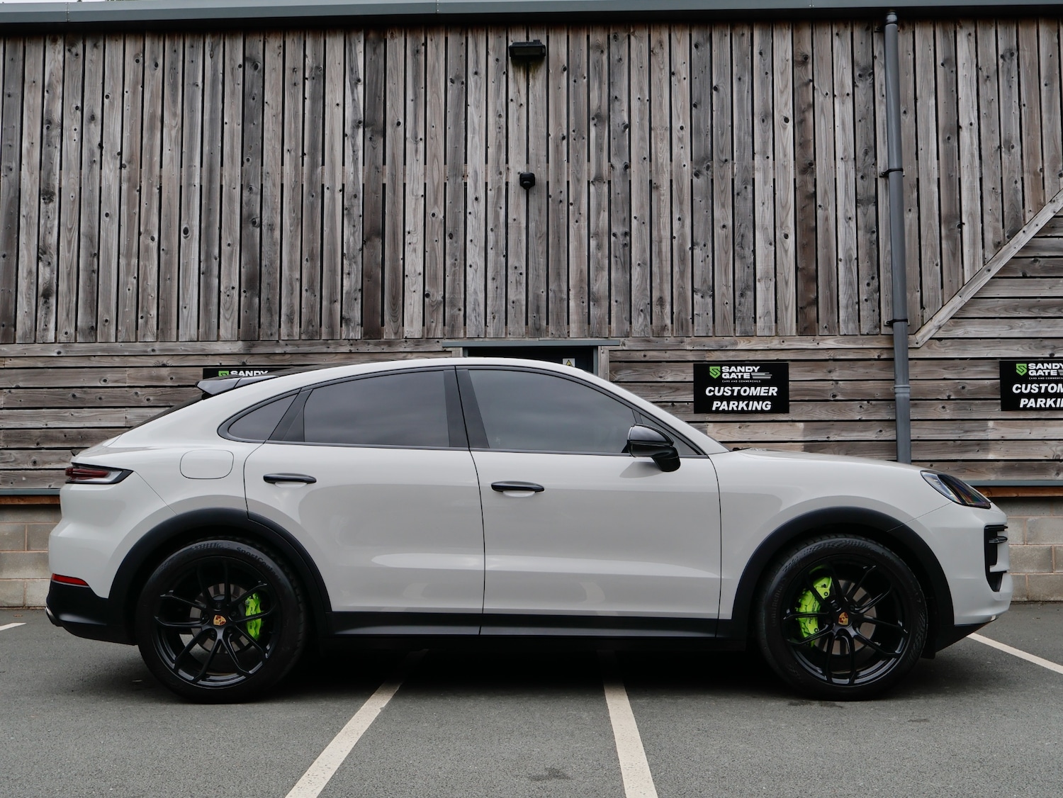 Used Porsche Cayenne 2023 for sale - 75791715: Photo 8