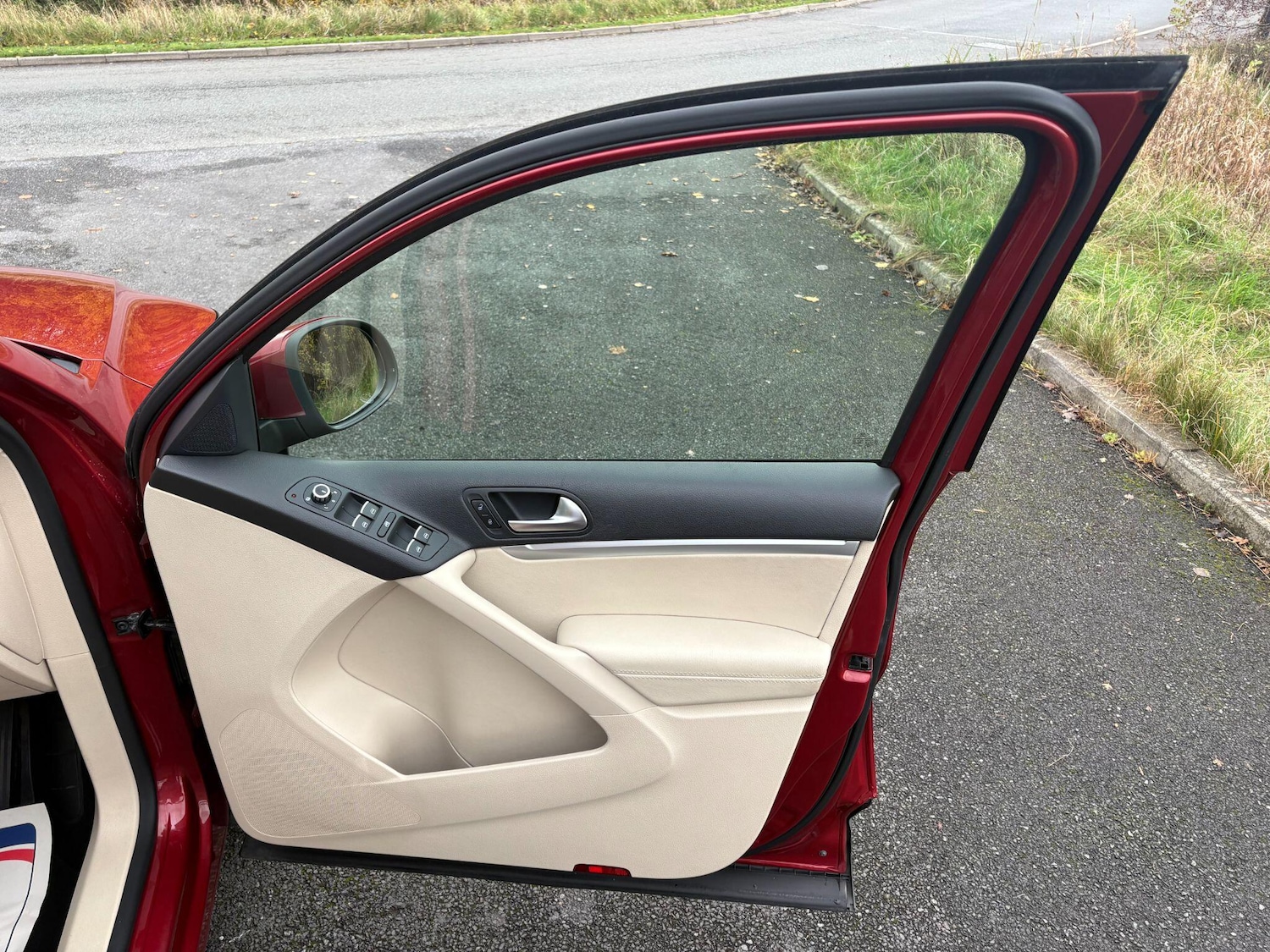 Used Volkswagen Tiguan 2014 for sale - 76976729: Photo 17