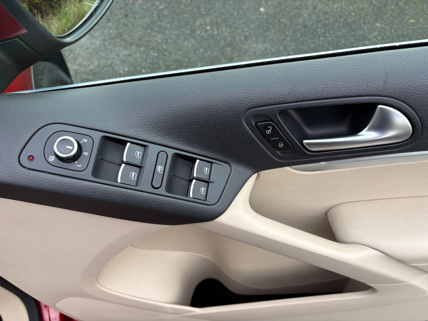 Used Volkswagen Tiguan 2014 for sale - 76976729: Photo 18