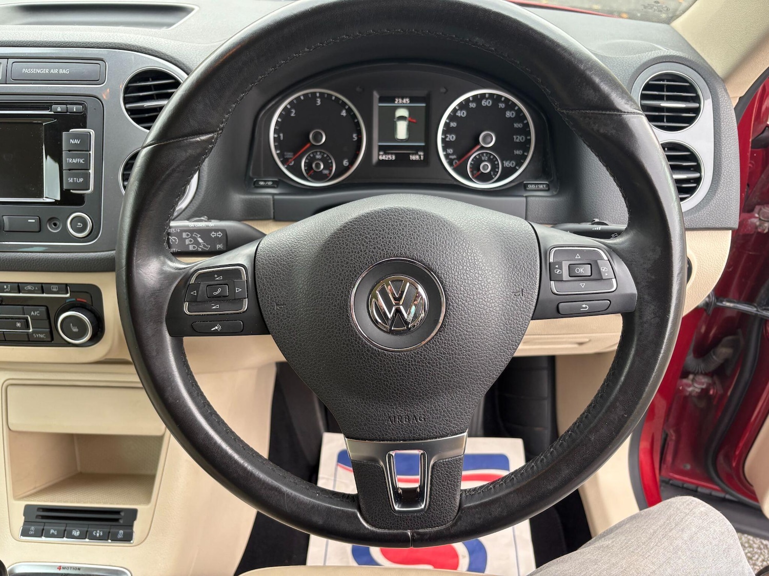 Used Volkswagen Tiguan 2014 for sale - 76976729: Photo 22