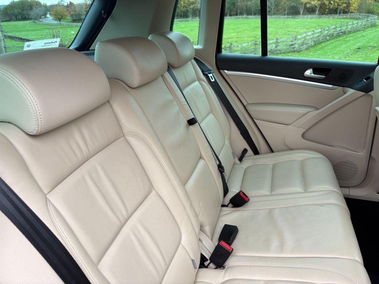 Used Volkswagen Tiguan 2014 for sale - 76976729: Photo 37