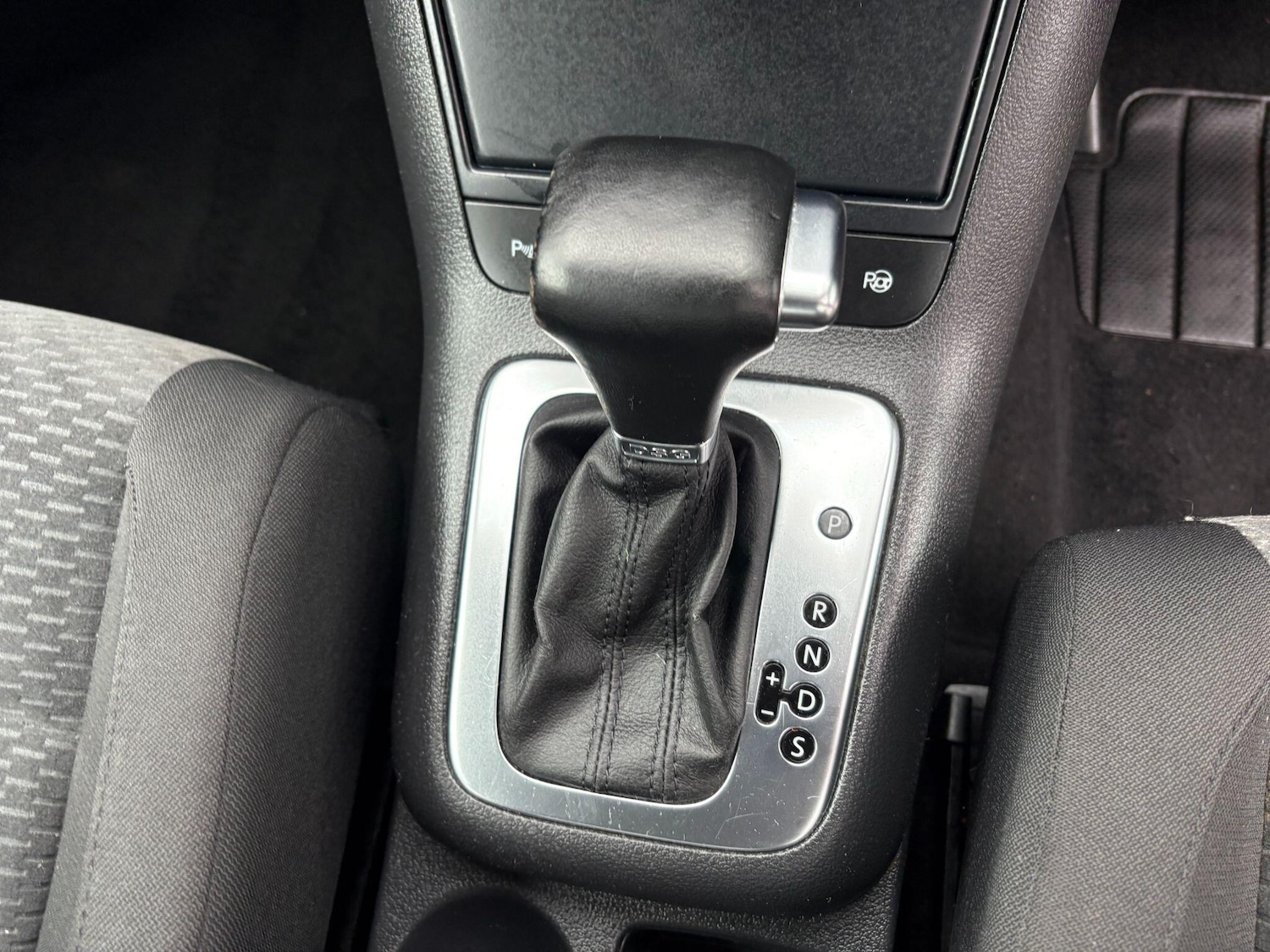 Used Volkswagen Golf Plus 2010 for sale - 77598763: Photo 13