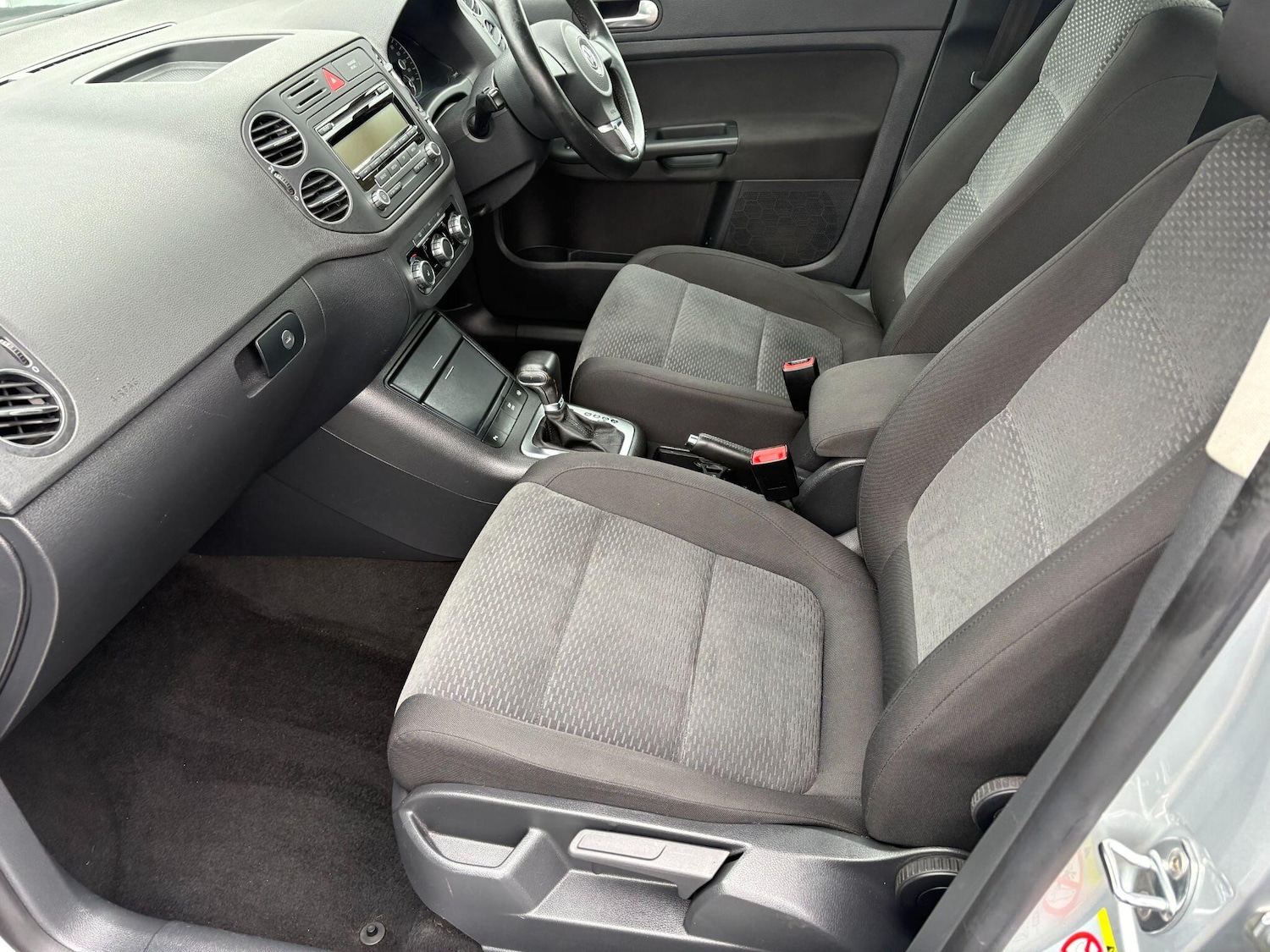 Used Volkswagen Golf Plus 2010 for sale - 77598763: Photo 24