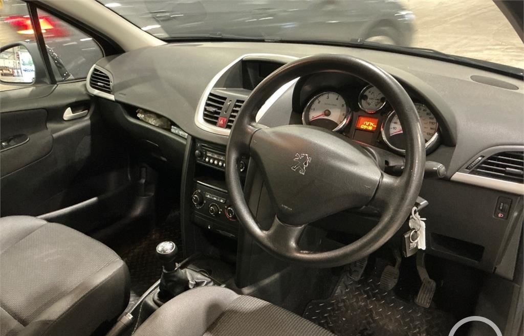 Used Peugeot 207 2010 for sale - 76340100: Photo 6