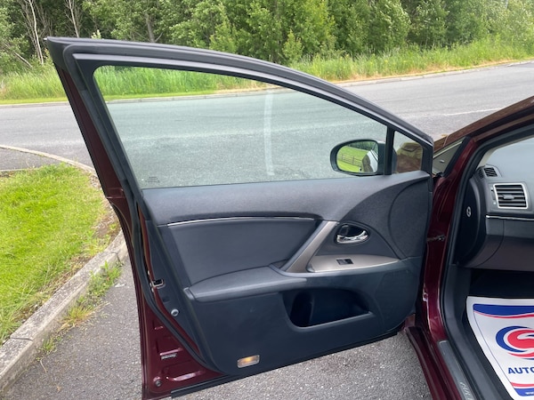 Used Toyota Avensis 2012 for sale - 71206541: Photo 22