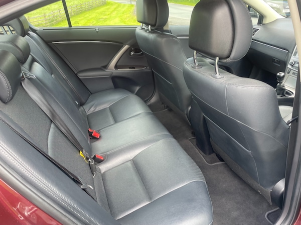 Used Toyota Avensis 2012 for sale - 71206541: Photo 29