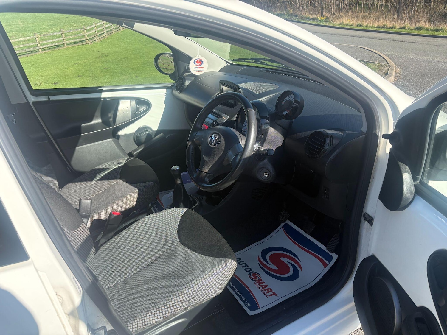 Used Toyota AYGO 2014 for sale - 77926201: Photo 13