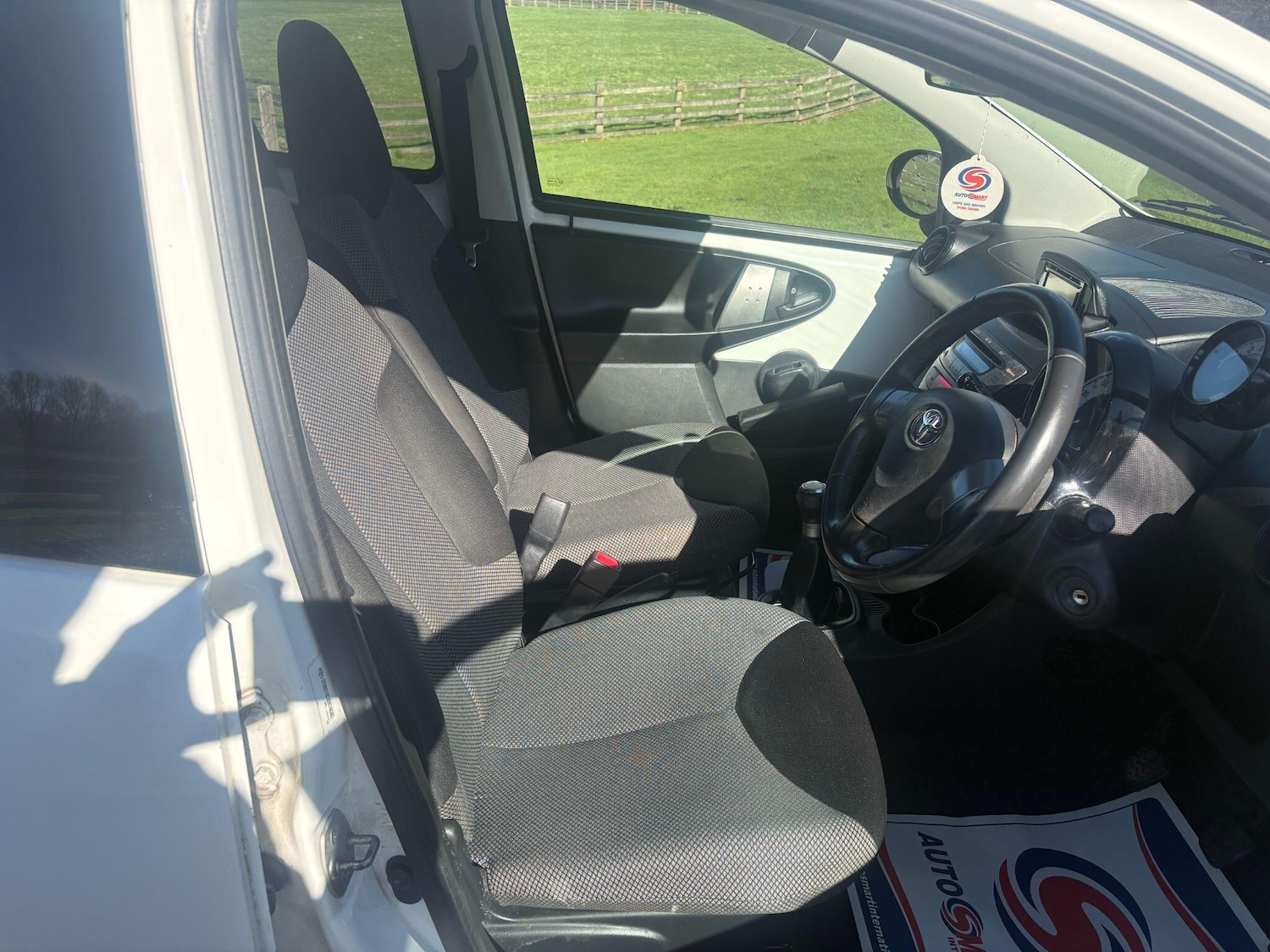 Used Toyota AYGO 2014 for sale - 77926201: Photo 14