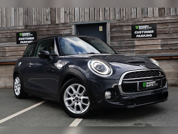 Used MINI Hatch 2019 for sale - 75872382: Photo