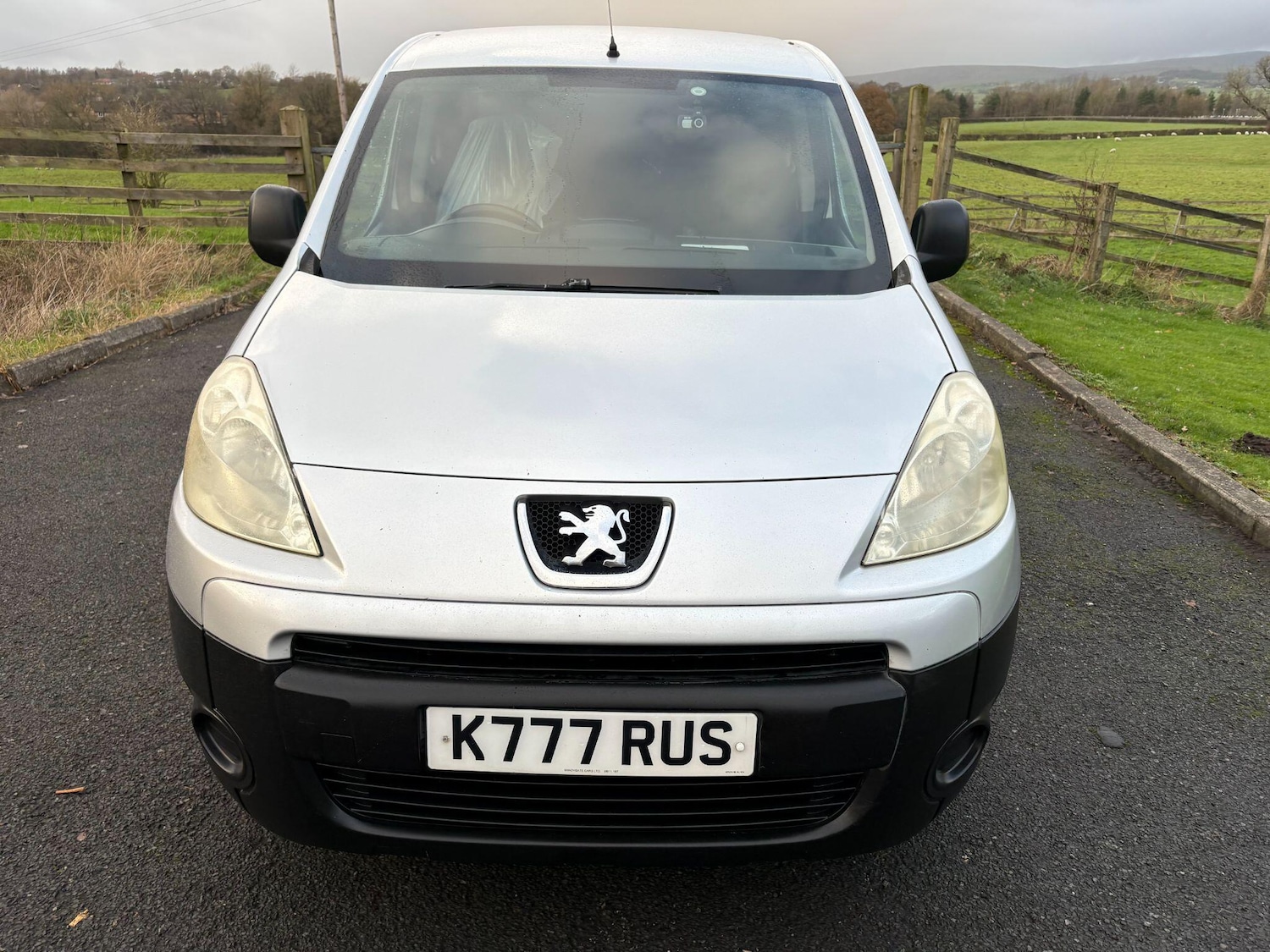 Used Peugeot Partner for sale - 76976352: Photo 2