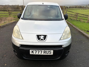 Used Peugeot Partner 2009 for sale - 76976352: Photo