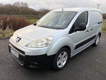 Used Peugeot Partner 2009 for sale - 76976352: Photo