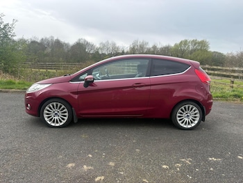 Used Ford Fiesta 2012 for sale - 77908667: Photo