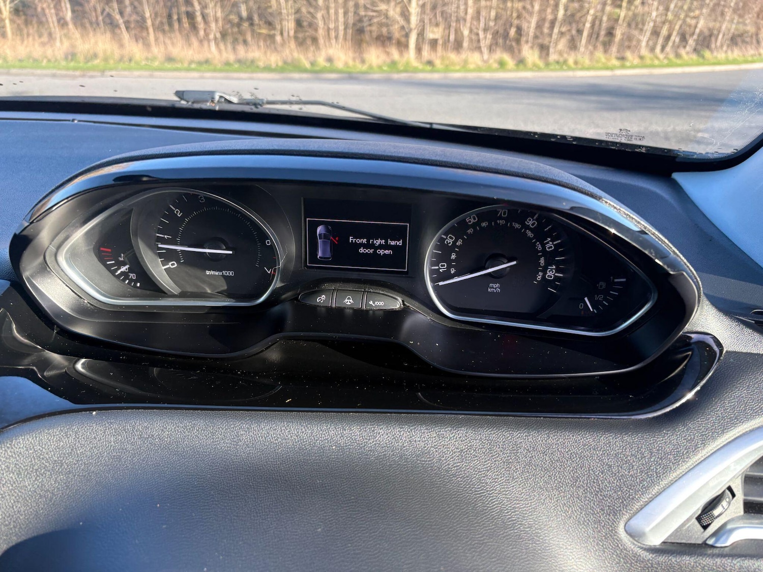 Used Peugeot 208 2012 for sale - 77738093: Photo 17