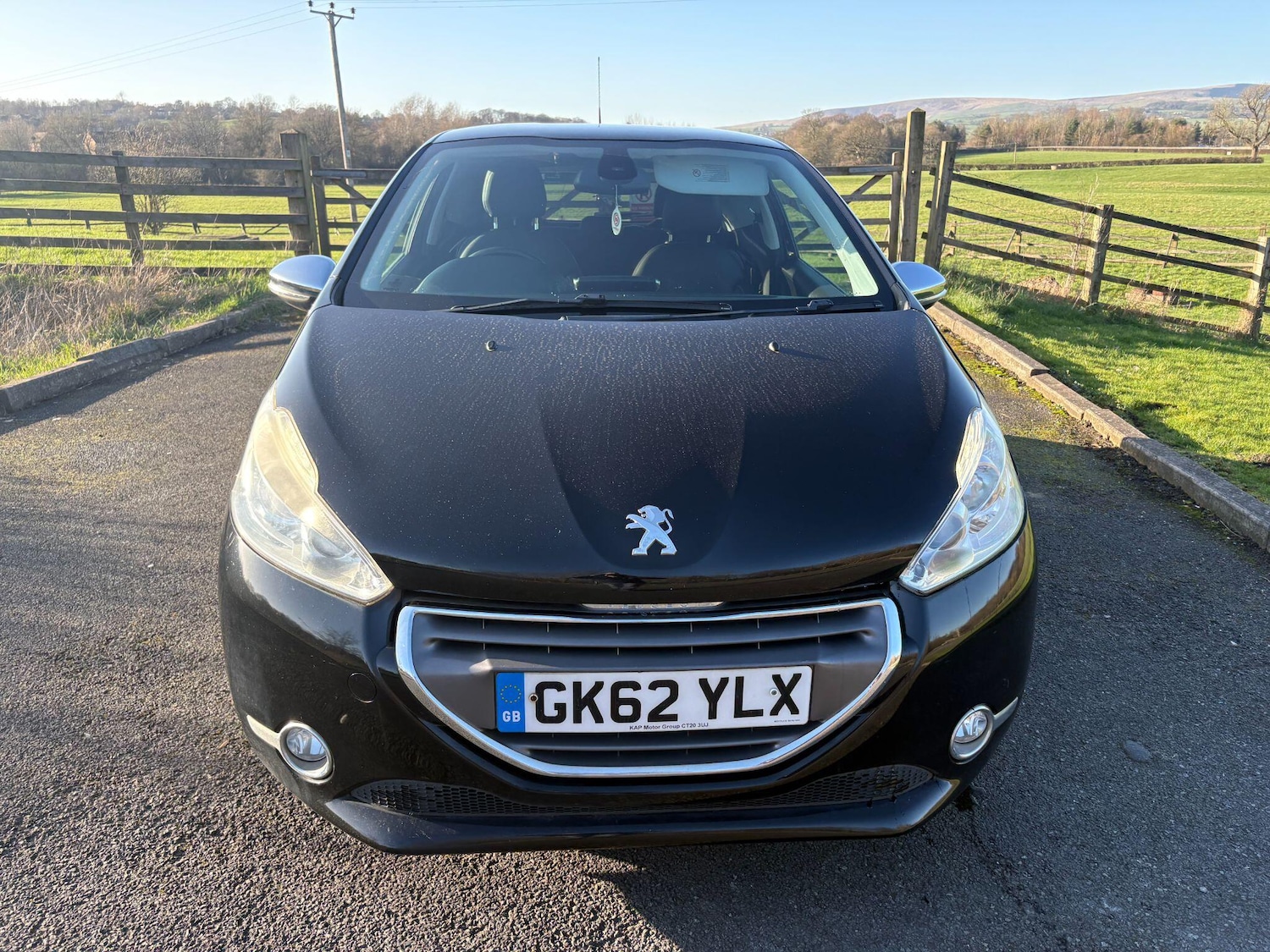 Used Peugeot 208 2012 for sale - 77738093: Photo 2