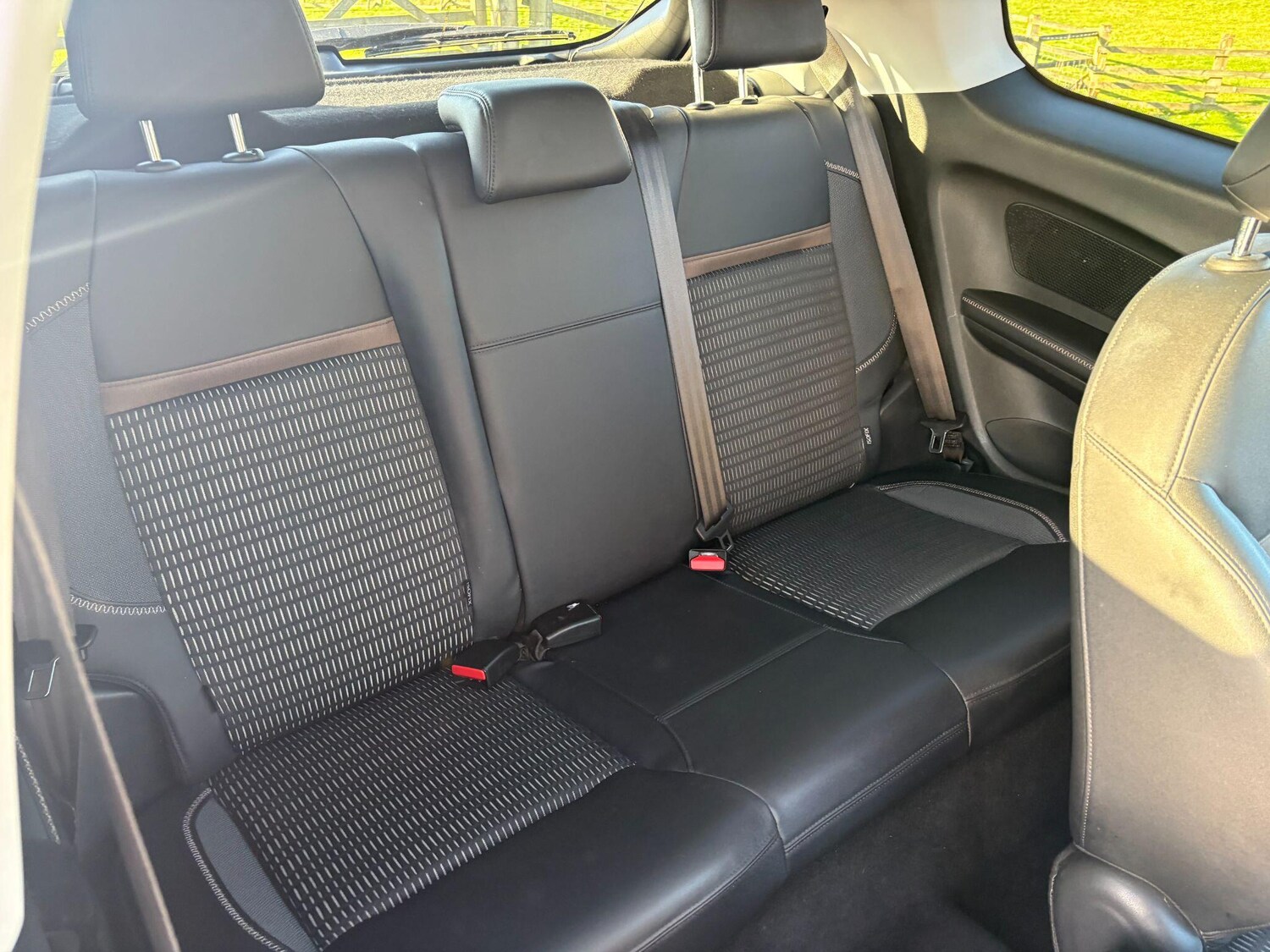 Used Peugeot 208 2012 for sale - 77738093: Photo 20